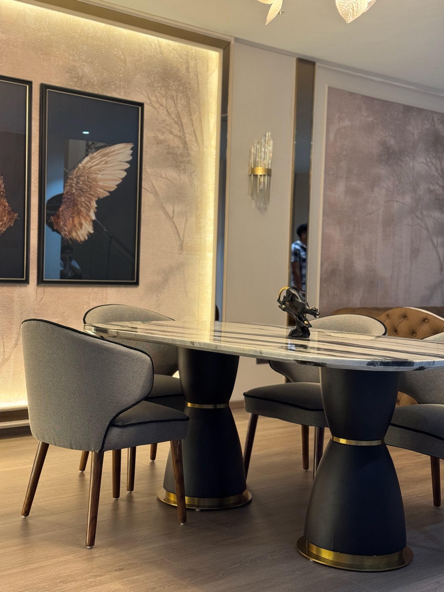 Dining Room Interior Designer