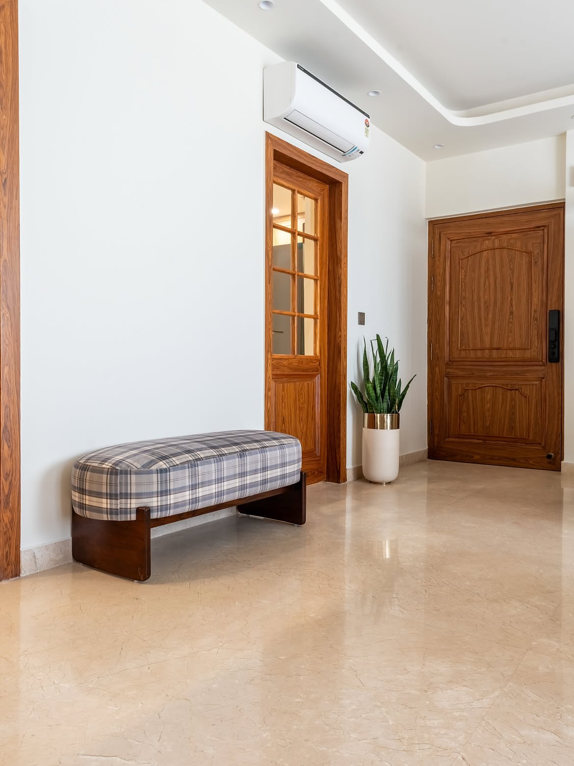 Interior Designers in Gurgaon 145 Foyer Design in Gurgaon by Lakkadworks