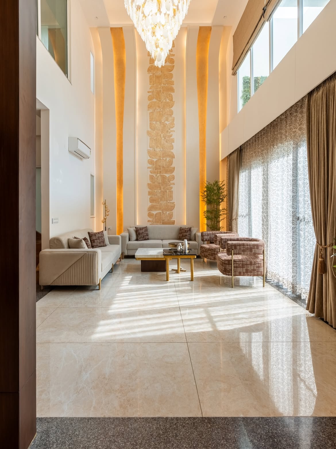 Interior Designers in Gurgaon 173 Foyer Design in Gurgaon by Lakkadworks