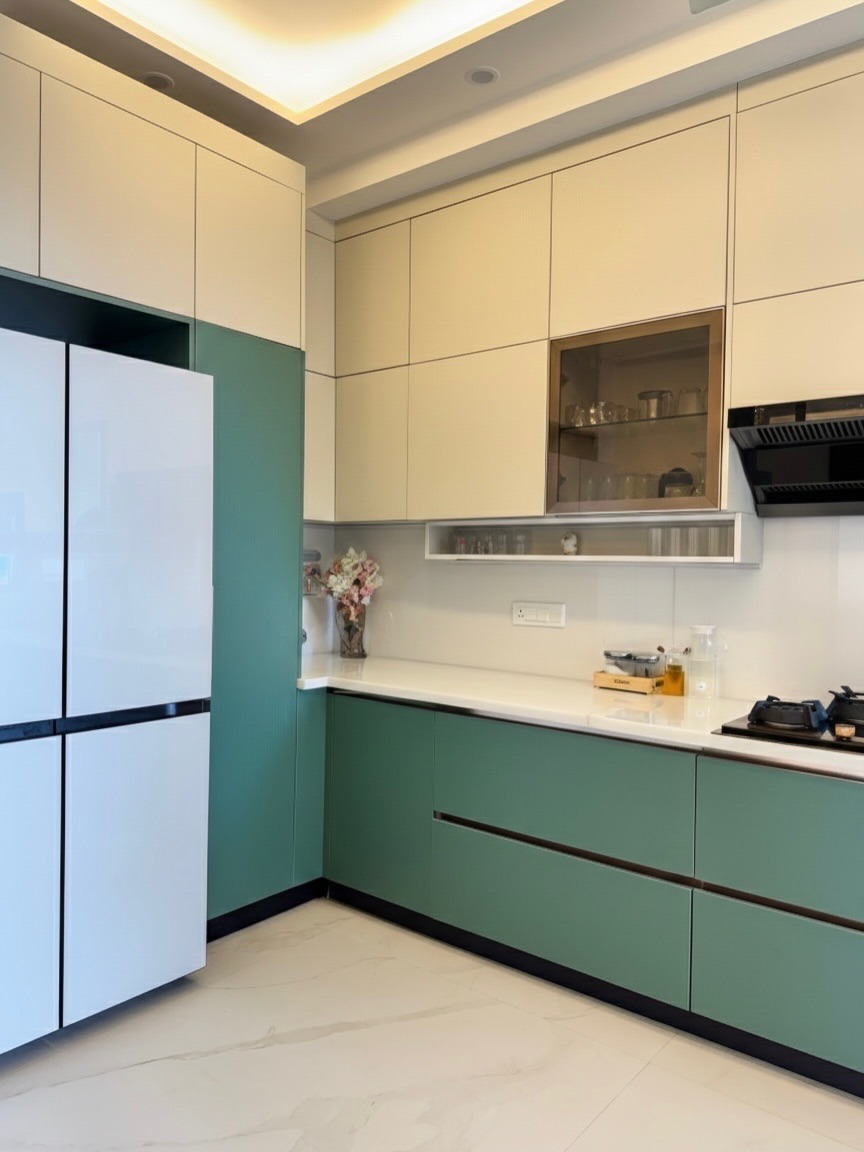 Interior Designers in Gurgaon 241 Modular Kitchen Design in Gurgaon by Lakkadworks