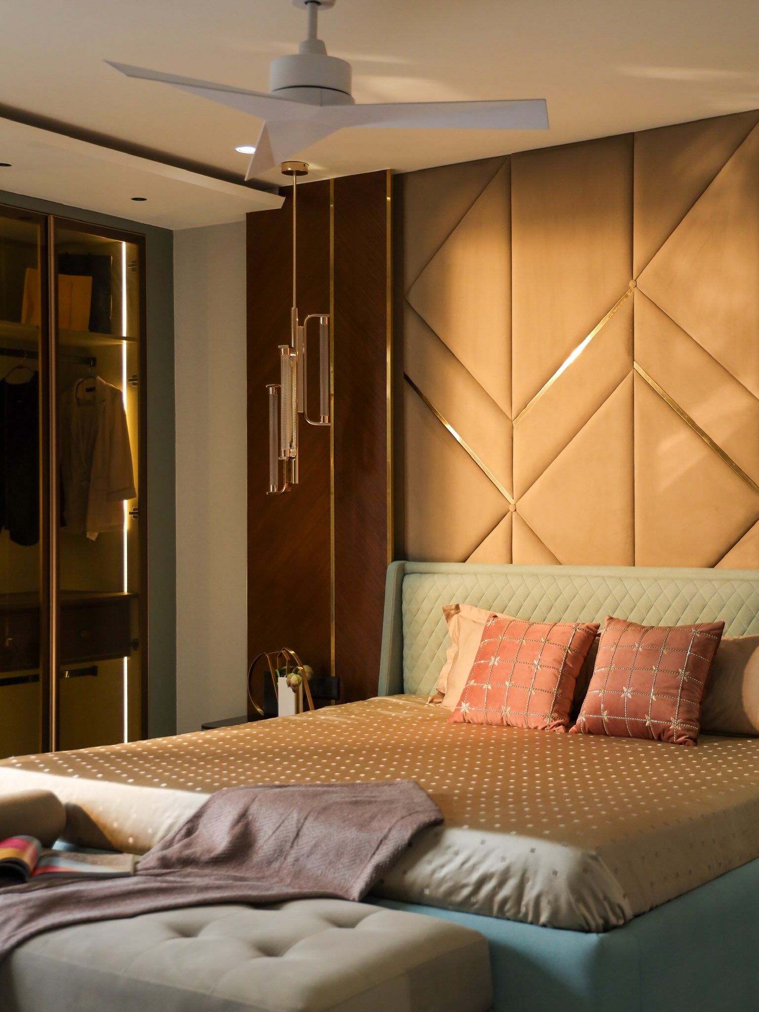 Interior Designers in Gurgaon 150 South Delhi interior design project by Lakkadworks - view 5