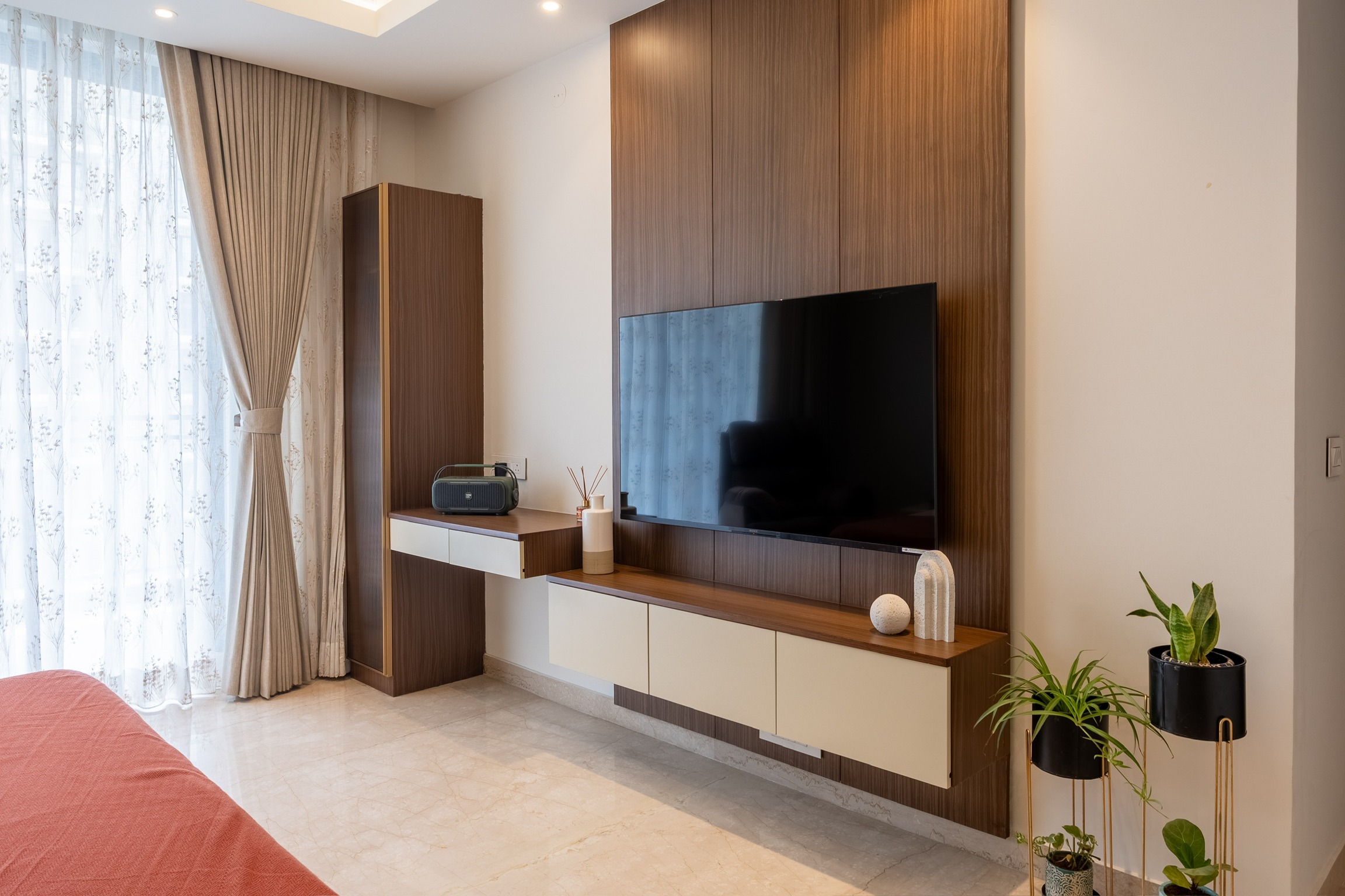 TV Unit Design in Noida