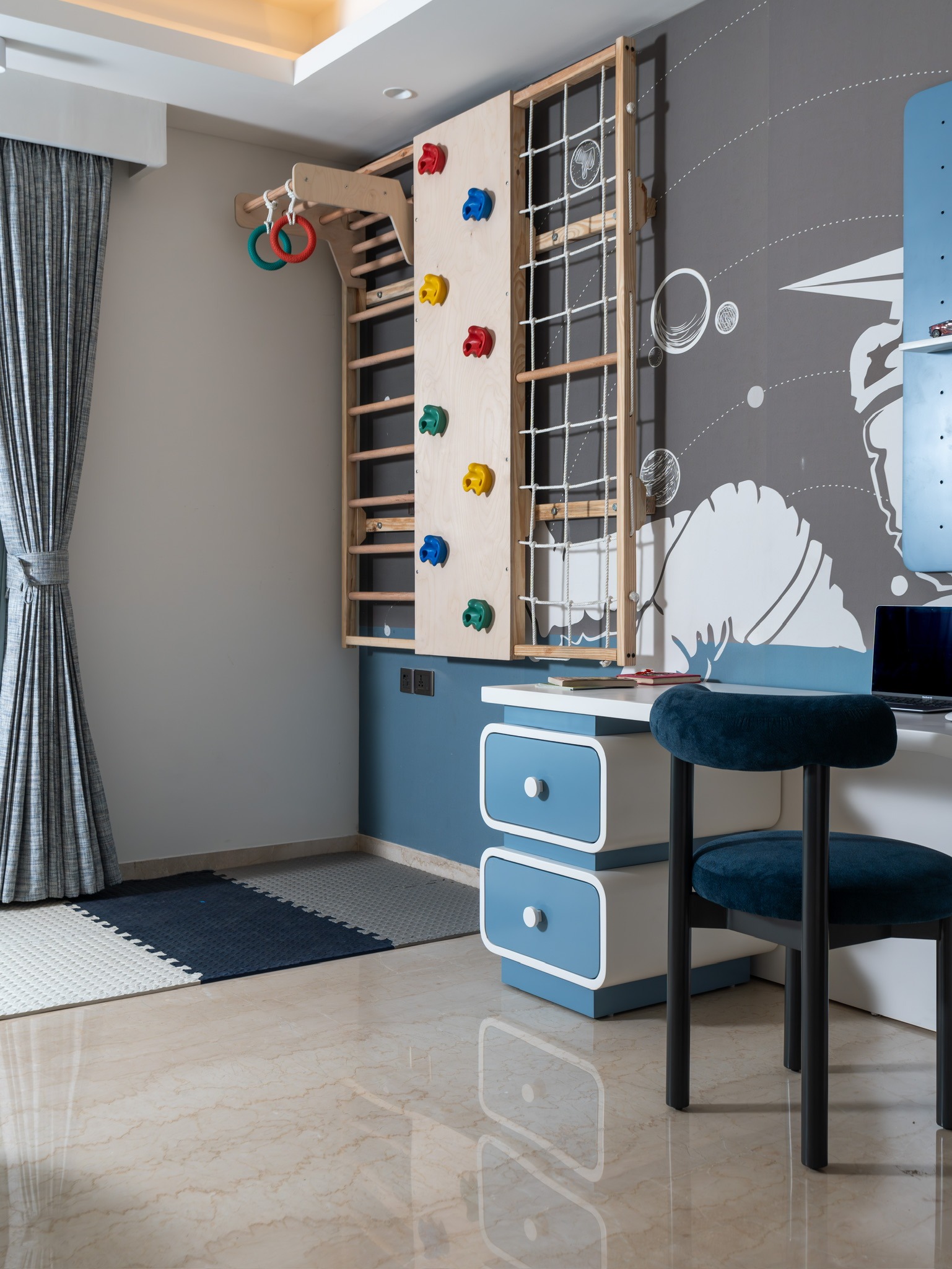 Residential interior design services in Noida by Lakkadworks